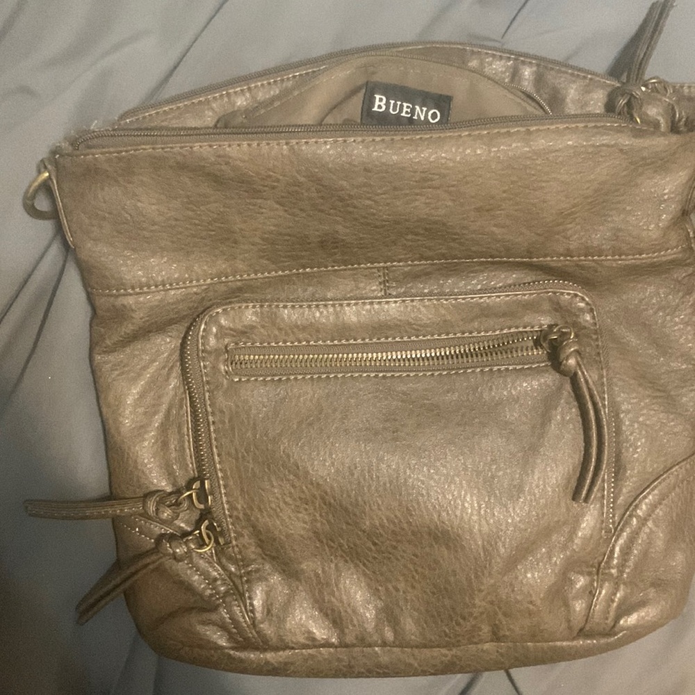 Bueno Brand Womans Life Chest light used.